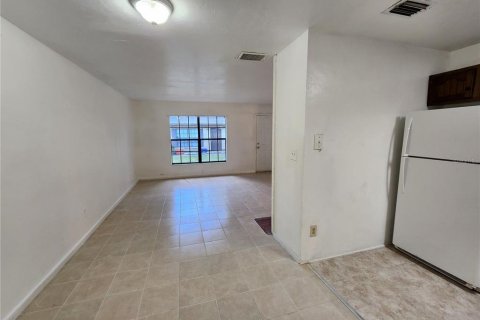 Appartement à louer à Gainesville, Floride: 2 chambres, 77.76 m2 № 1690705 - photo 7