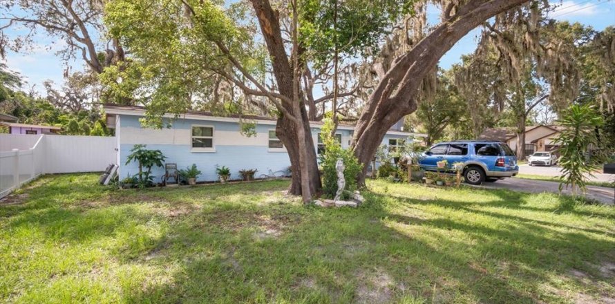 Villa ou maison à Tampa, Floride 3 chambres, 132.11 m2 № 1843714
