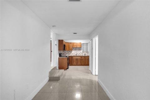 Propiedad comercial en venta en Miami, Florida, 166.48 m2 № 2033565 - foto 15
