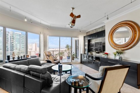 Condo in Tampa, Florida, 2 bedrooms  № 1550698 - photo 3