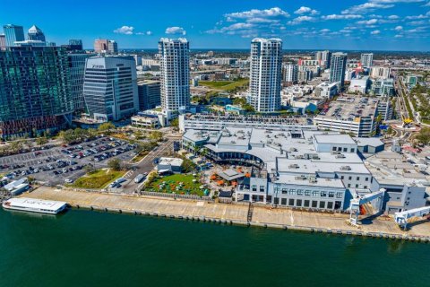 Condo in Tampa, Florida, 2 bedrooms  № 1550698 - photo 29