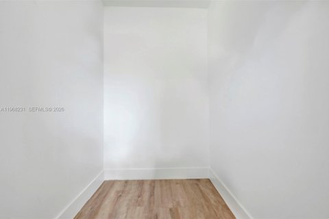 Copropriété à louer à Pembroke Pines, Floride: 2 chambres, 110.55 m2 № 2029359 - photo 18