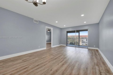Copropriété à louer à Pembroke Pines, Floride: 2 chambres, 110.55 m2 № 2029359 - photo 28