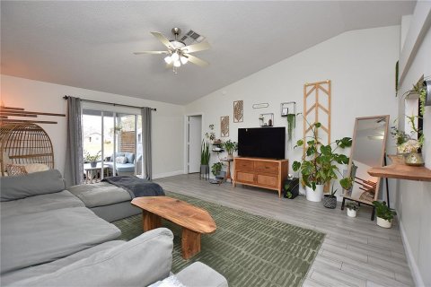 House in Lakeland, Florida 3 bedrooms, 111.02 sq.m. № 2231513 - photo 11