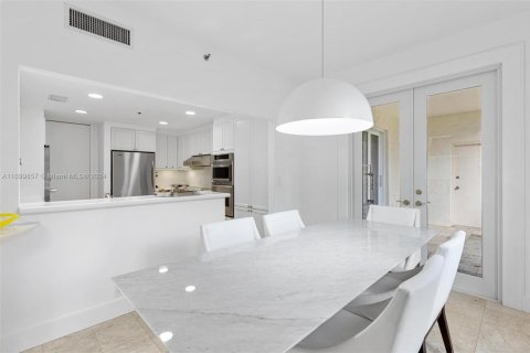 Copropriété à vendre à Miami Beach, Floride: 3 chambres, 254.92 m2 № 1453326 - photo 13