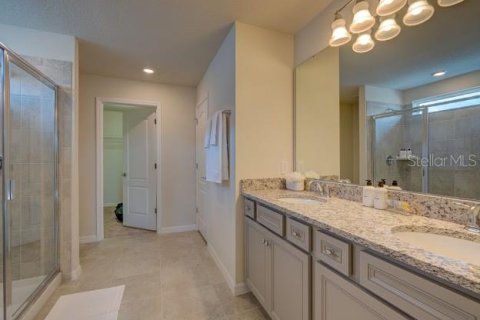 House in Davenport, Florida 5 bedrooms, 250.84 sq.m. № 1906994 - photo 17