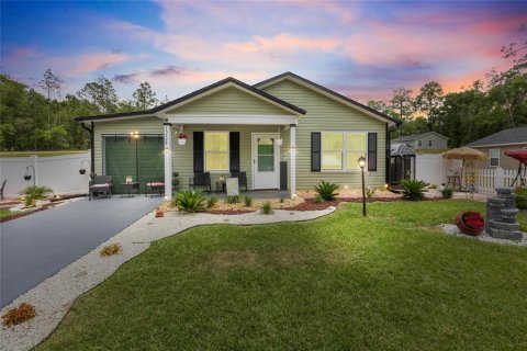 House in Ocala, Florida 3 bedrooms, 100.24 sq.m. № 1769150 - photo 1