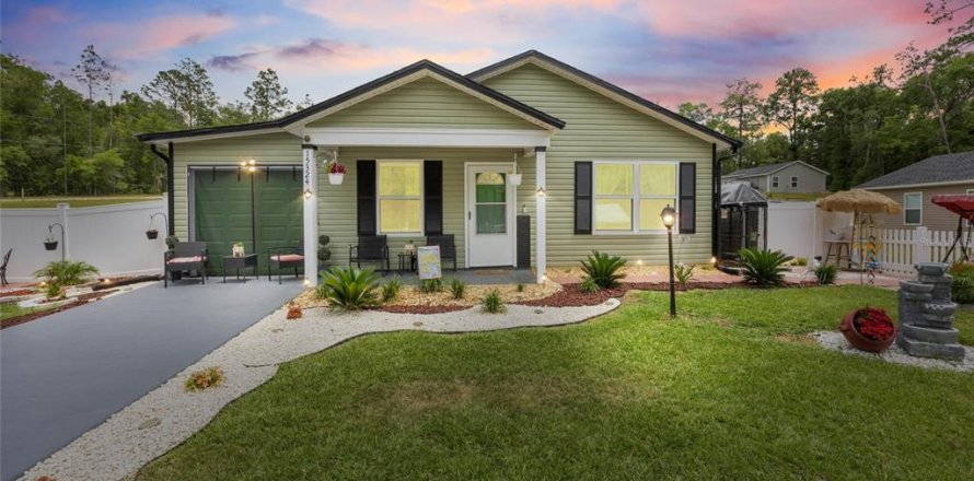 House in Ocala, Florida 3 bedrooms, 100.24 sq.m. № 1769150