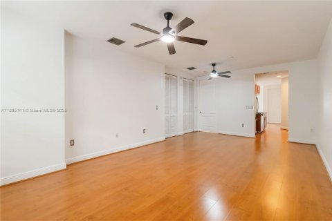 Copropriété à vendre à Fort Lauderdale, Floride: 1 chambre, 70.79 m2 № 1931651 - photo 9