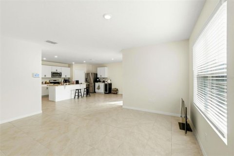 Casa en venta en Davenport, Florida, 4 dormitorios, 173.45 m2 № 2167298 - foto 17