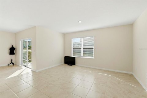 Casa en venta en Davenport, Florida, 4 dormitorios, 173.45 m2 № 2167298 - foto 16
