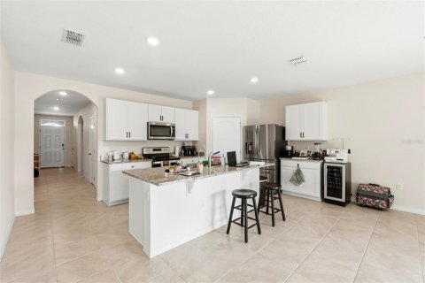 Casa en venta en Davenport, Florida, 4 dormitorios, 173.45 m2 № 2167298 - foto 9
