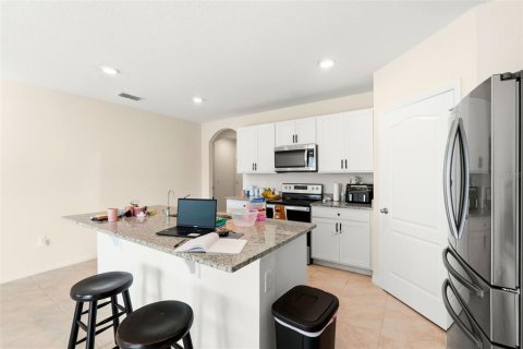 Casa en venta en Davenport, Florida, 4 dormitorios, 173.45 m2 № 2167298 - foto 12