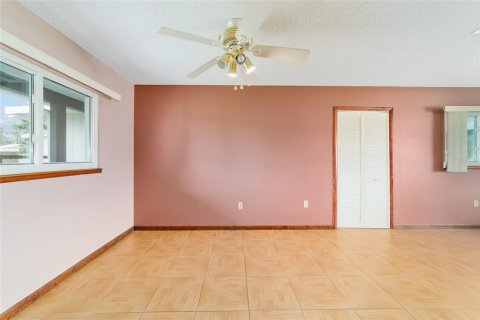 Casa en venta en Ocala, Florida, 2 dormitorios, 140.1 m2 № 1812916 - foto 19