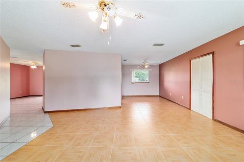 Casa en venta en Ocala, Florida, 2 dormitorios, 140.1 m2 № 1812916 - foto 11