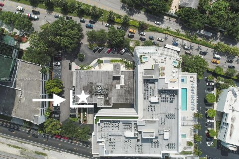 Commercial property in Miami, Florida № 2077493 - photo 18