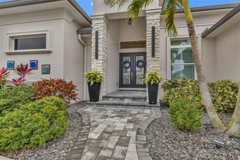 Villa ou maison à vendre à Punta Gorda, Floride: 3 chambres, 238.85 m2 № 2211716 - photo 2
