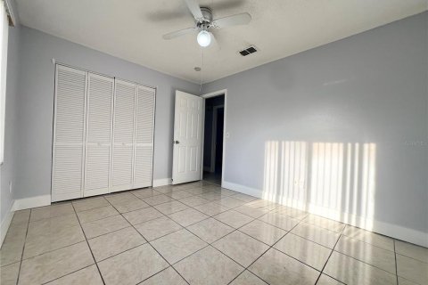 House in Orlando, Florida 4 bedrooms, 116.31 sq.m. № 2196196 - photo 28