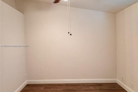 Townhouse in Fort Lauderdale, Florida 2 bedrooms № 1967846 - photo 19