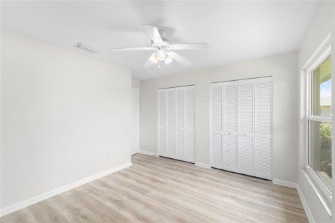Villa ou maison à vendre à Sarasota, Floride: 2 chambres, 148.74 m2 № 1622454 - photo 23