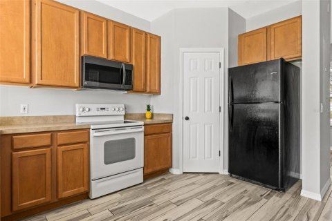Touwnhouse à vendre à Largo, Floride: 2 chambres, 111.95 m2 № 2289872 - photo 6