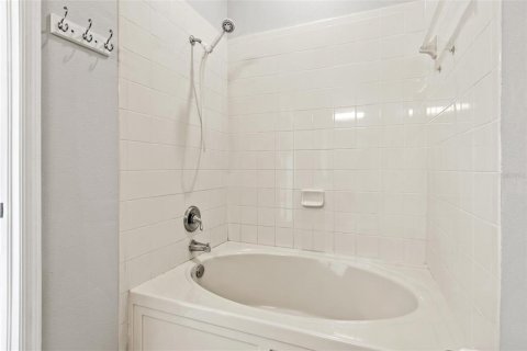 Touwnhouse à vendre à Largo, Floride: 2 chambres, 111.95 m2 № 2289872 - photo 16