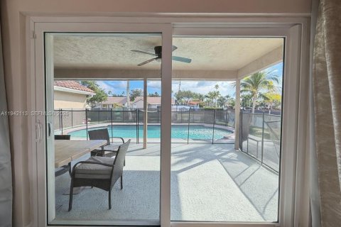 Villa ou maison à vendre à Davie, Floride: 4 chambres, 200.02 m2 № 1999201 - photo 15