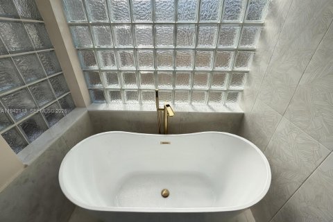 Villa ou maison à vendre à Davie, Floride: 4 chambres, 200.02 m2 № 1999201 - photo 25