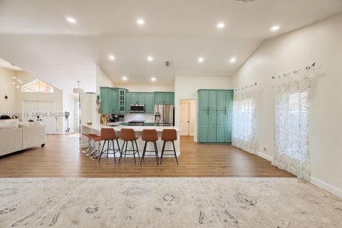 Villa ou maison à vendre à Davie, Floride: 4 chambres, 200.02 m2 № 1999201 - photo 2