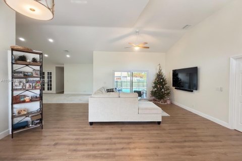 Villa ou maison à vendre à Davie, Floride: 4 chambres, 200.02 m2 № 1999201 - photo 5