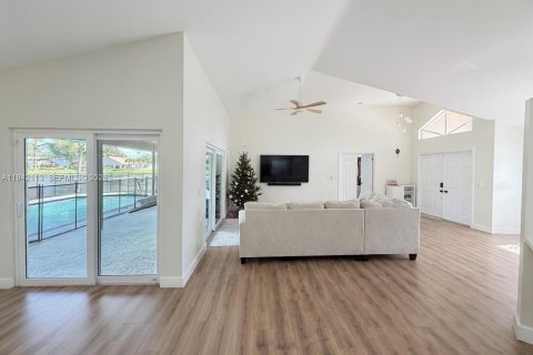 Villa ou maison à vendre à Davie, Floride: 4 chambres, 200.02 m2 № 1999201 - photo 6