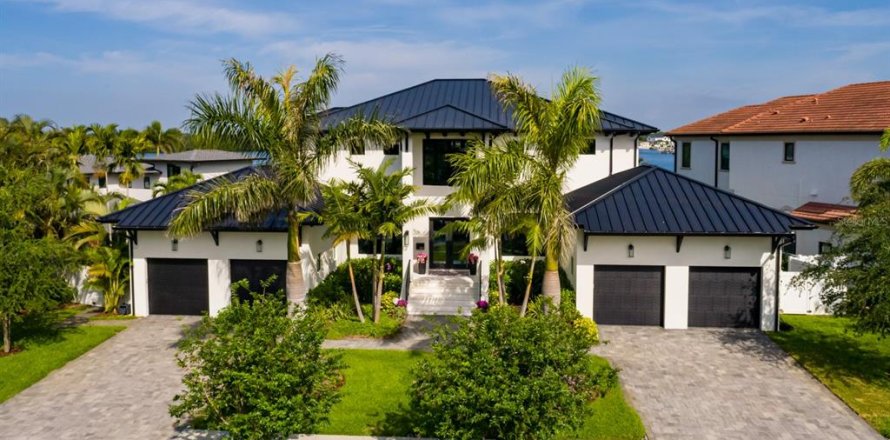 Casa en Saint Petersburg, Florida 4 dormitorios, 381.92 m2 № 1735196