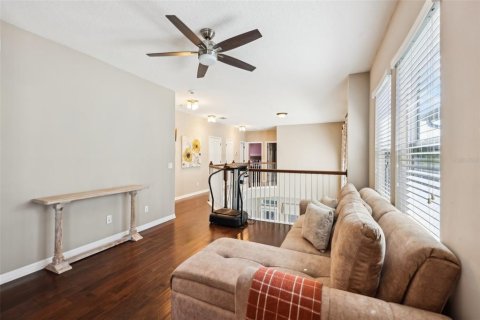 House in Orlando, Florida 3 bedrooms, 193.61 sq.m. № 1637953 - photo 13