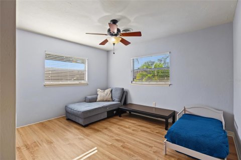 Villa ou maison à vendre à Sarasota, Floride: 3 chambres, 126.72 m2 № 2418985 - photo 21