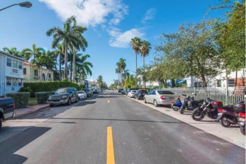 Condominio en venta en Miami Beach, Florida, 1 dormitorio, 39.76 m2 № 1936737 - foto 12