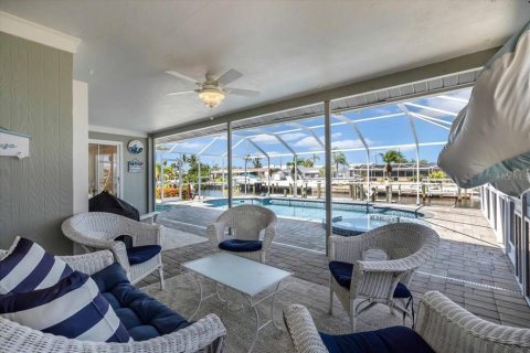 House in Bradenton, Florida 3 bedrooms, 158.03 sq.m. № 1840658 - photo 9