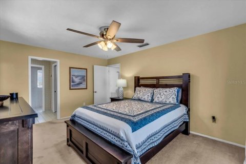 House in Bradenton, Florida 3 bedrooms, 158.03 sq.m. № 1840658 - photo 18