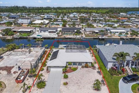 House in Bradenton, Florida 3 bedrooms, 158.03 sq.m. № 1840658 - photo 30