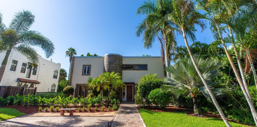 Villa ou maison à West Palm Beach, Floride 3 chambres, 197.14 m2 № 1174573