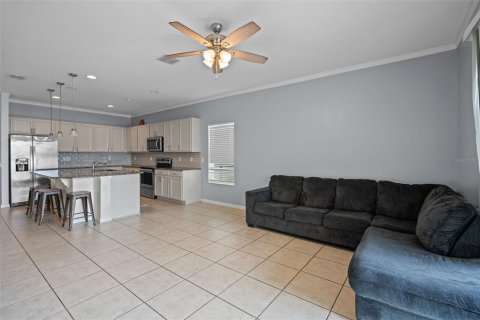 Villa ou maison à vendre à Davenport, Floride: 4 chambres, 195.09 m2 № 1815193 - photo 8