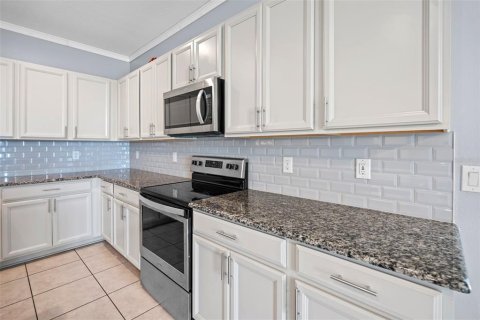 Villa ou maison à vendre à Davenport, Floride: 4 chambres, 195.09 m2 № 1815193 - photo 4