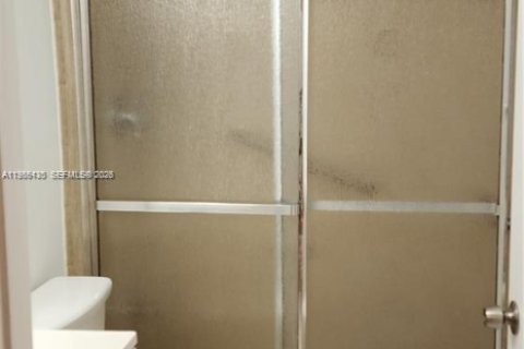 Снять в аренду виллу или дом в Майами, Флорида 3 спальни, 111.67м2, № 2028016 - фото 23