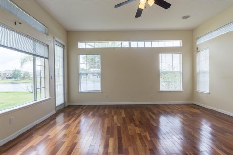 Casa en alquiler en Orlando, Florida, 4 dormitorios, 340.95 m2 № 1886717 - foto 28
