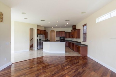 Casa en alquiler en Orlando, Florida, 4 dormitorios, 340.95 m2 № 1886717 - foto 18