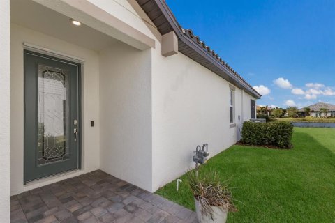 House in Lakewood Ranch, Florida 2 bedrooms, 182.55 sq.m. № 1770022 - photo 10