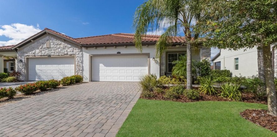 House in Lakewood Ranch, Florida 2 bedrooms, 182.55 sq.m. № 1770022