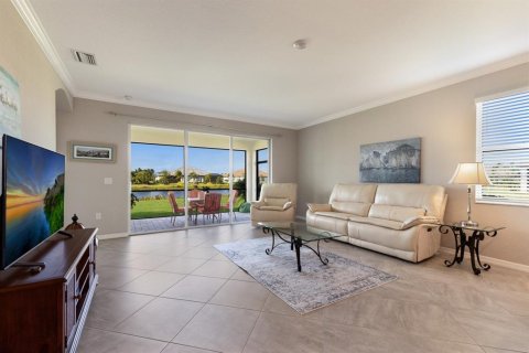 House in Lakewood Ranch, Florida 2 bedrooms, 182.55 sq.m. № 1770022 - photo 20