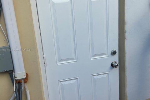 Appartement à louer à Miami, Floride: 1 chambre, 59.46 m2 № 1945099 - photo 24