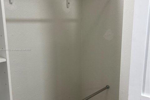 Appartement à louer à Miami, Floride: 1 chambre, 59.46 m2 № 1945099 - photo 6