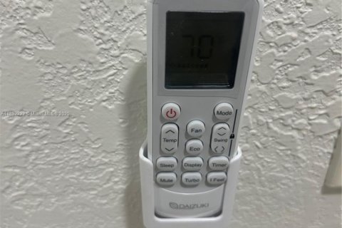 Appartement à louer à Miami, Floride: 1 chambre, 59.46 m2 № 1945099 - photo 5